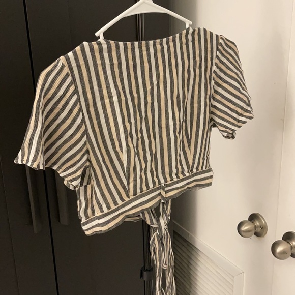 Top - Picture 3 of 3